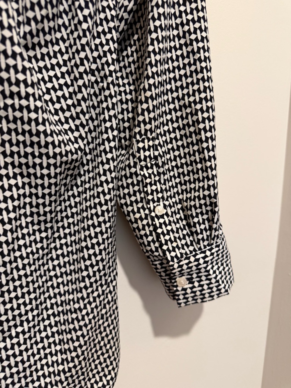 Talbots Women’s Blouse - Picture 6 of 6